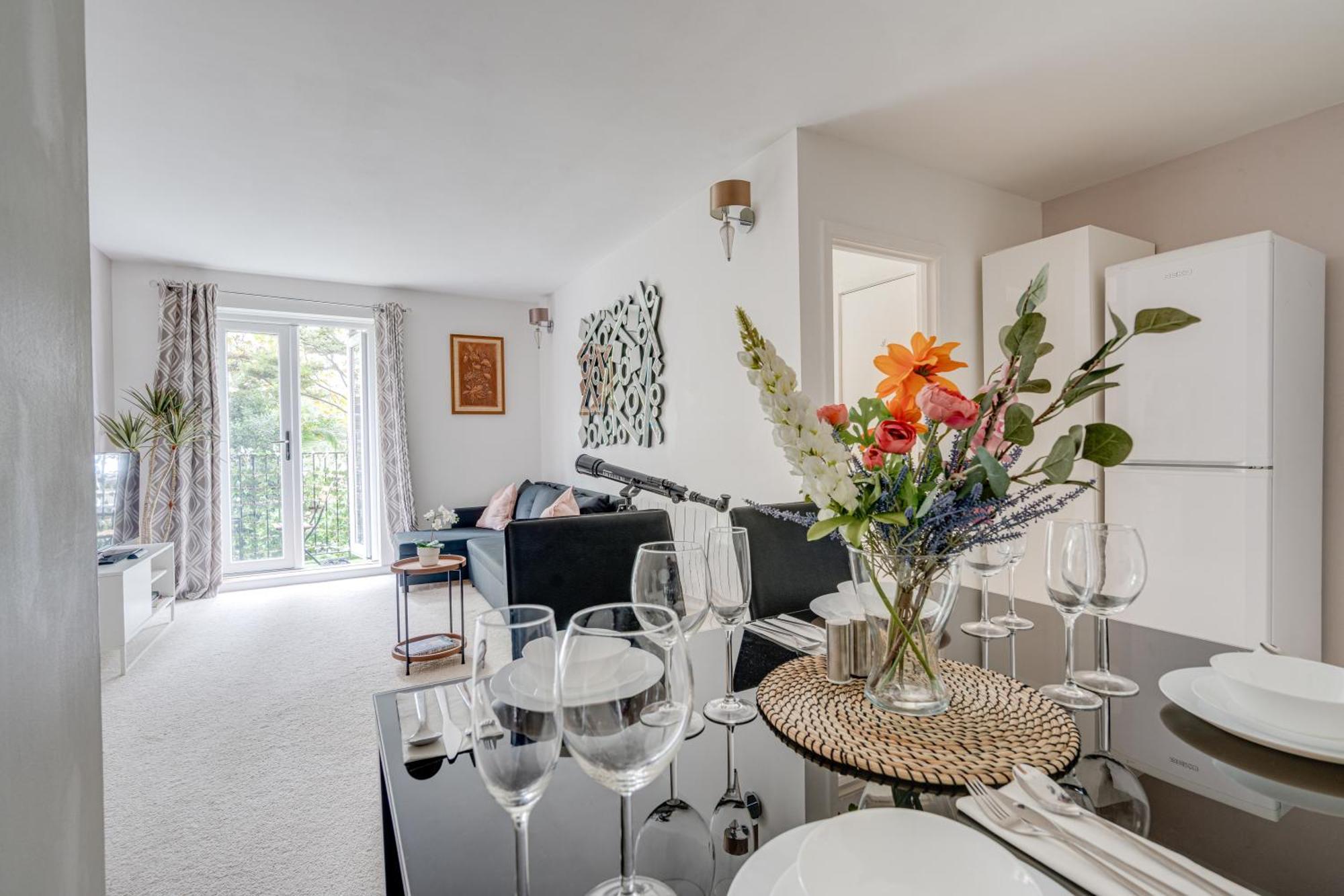 Apartment In Elephant & Castle With Parking Londra Esterno foto